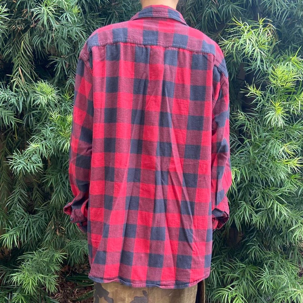 Grunge Oversized Flannel Plaid Button Shirt - Picture 12 of 12